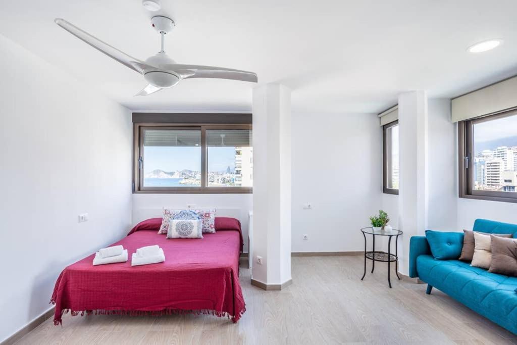 Levante Beach Front Of The Sea Estacha Benidorm Exterior foto