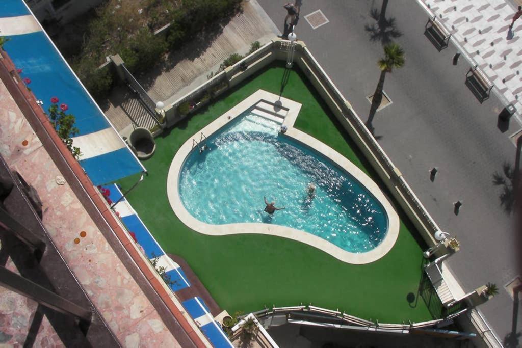 Levante Beach Front Of The Sea Estacha Benidorm Exterior foto