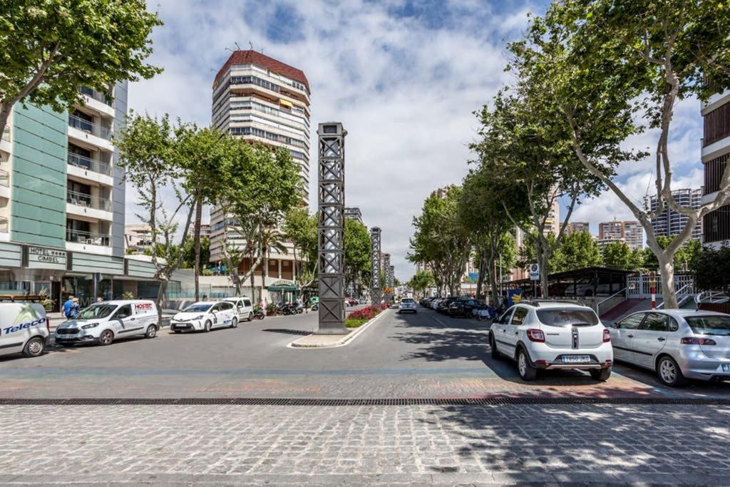 Levante Beach Front Of The Sea Estacha Benidorm Exterior foto